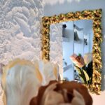 Specchio con Cornice Dorata Motivo Fiori H48 L38